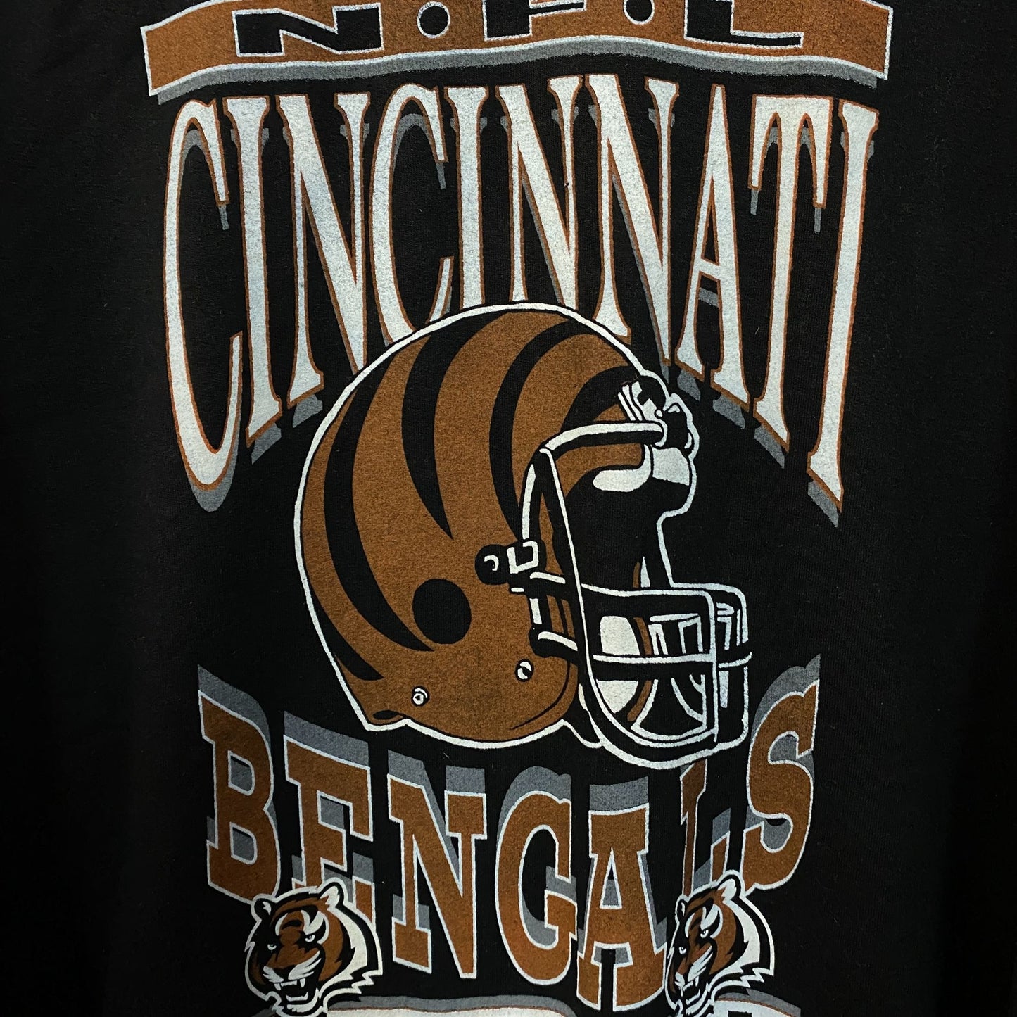 Cincinnati Bengals NFL Helmet Logo Crewneck Sweatshirt XXL