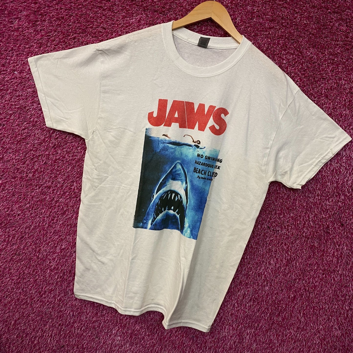 American Classics Jaws Retro Movie Poster Graphic T-shirt Large