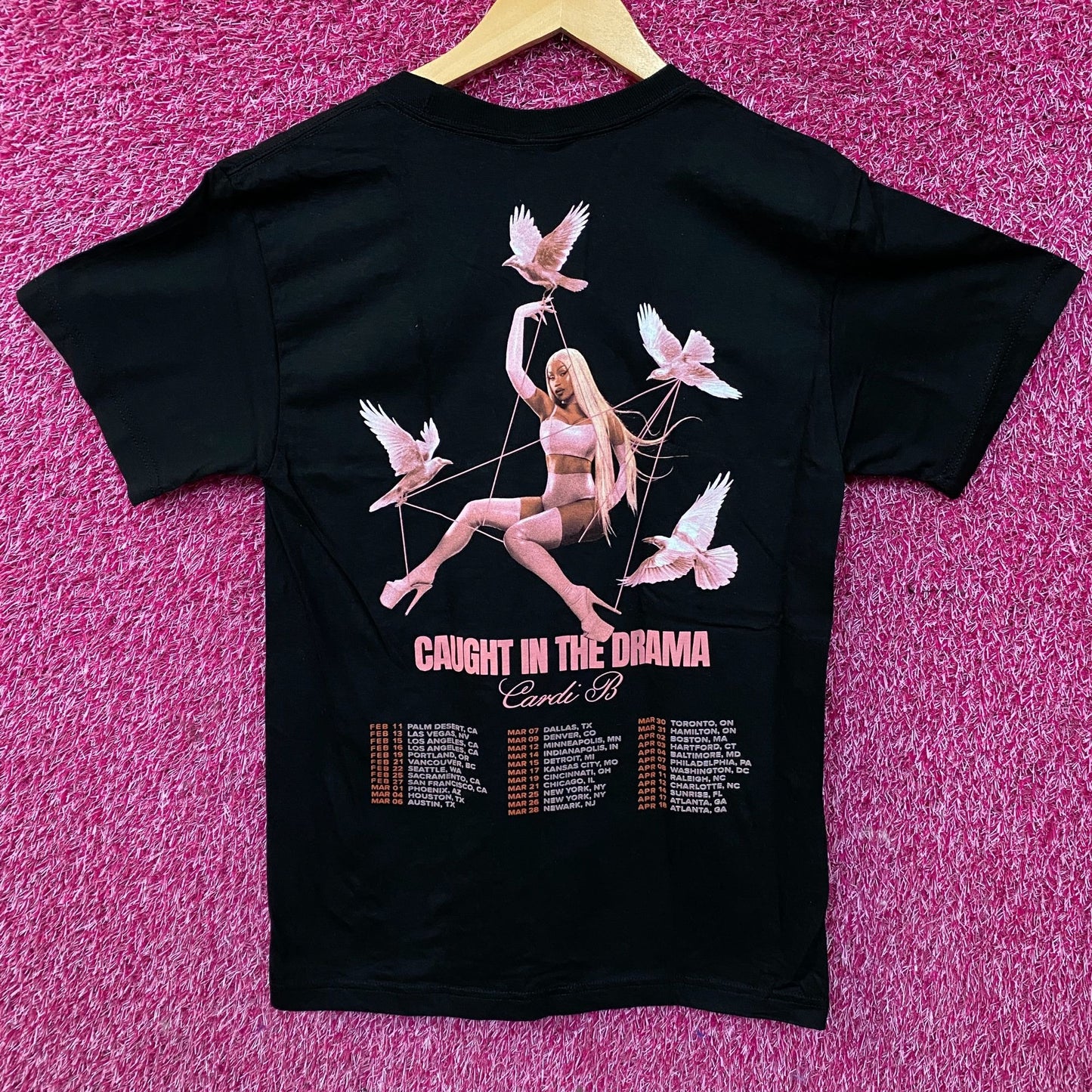 Cardi B Caught in the Drama "Little Miss Drama Tour" Graphic T-Shirt Small