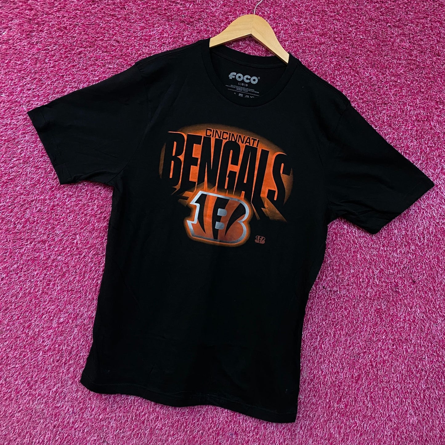 FOCO NFL Cincinnati Bengals Team Logo Graphic T-Shirt Large
