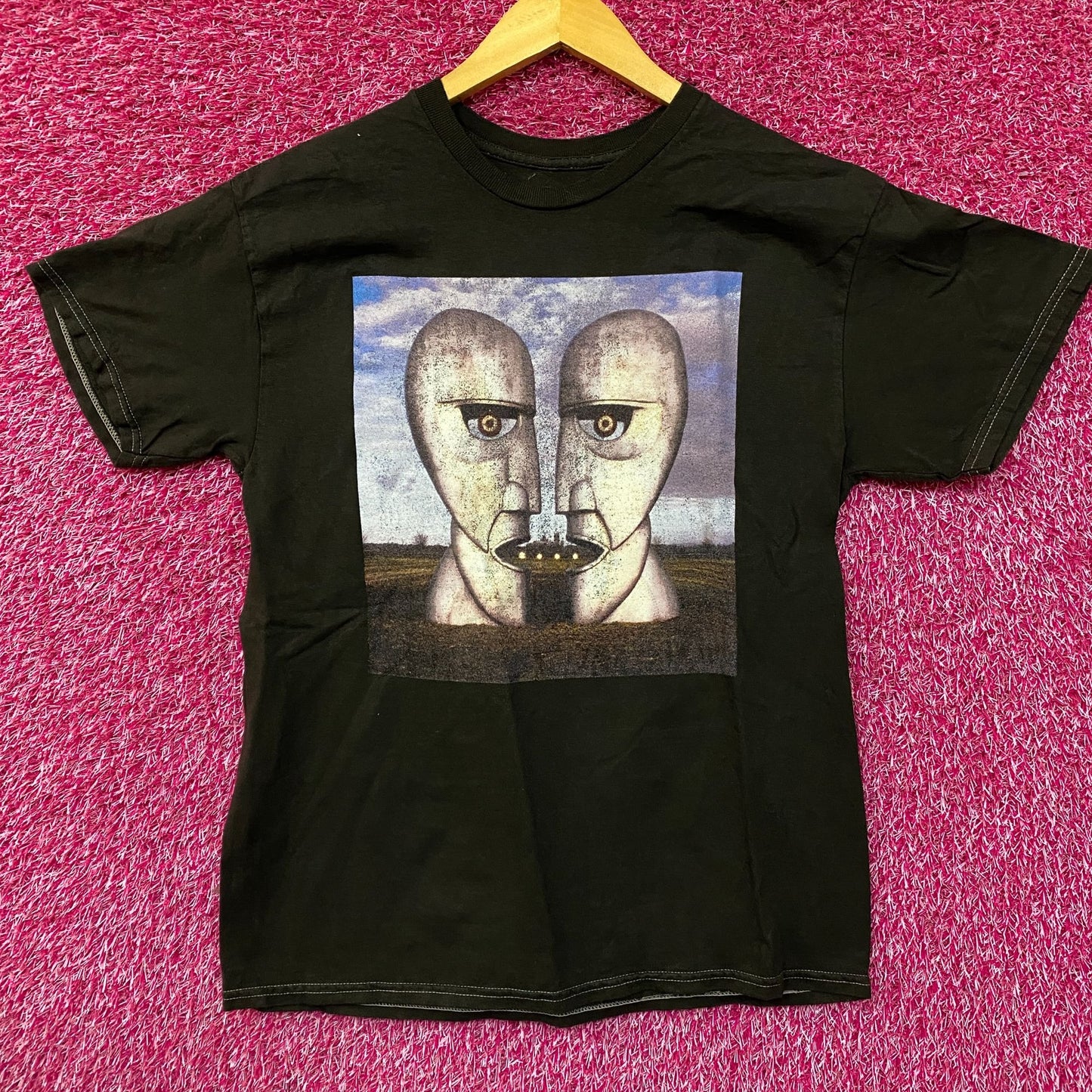 Pink Floyd The Division Bell Cover Art T-Shirt Medium