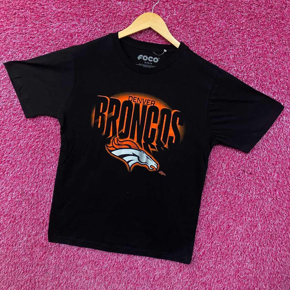 FOCO NFL Denver Broncos Team Logo Graphic T-Shirt Medium