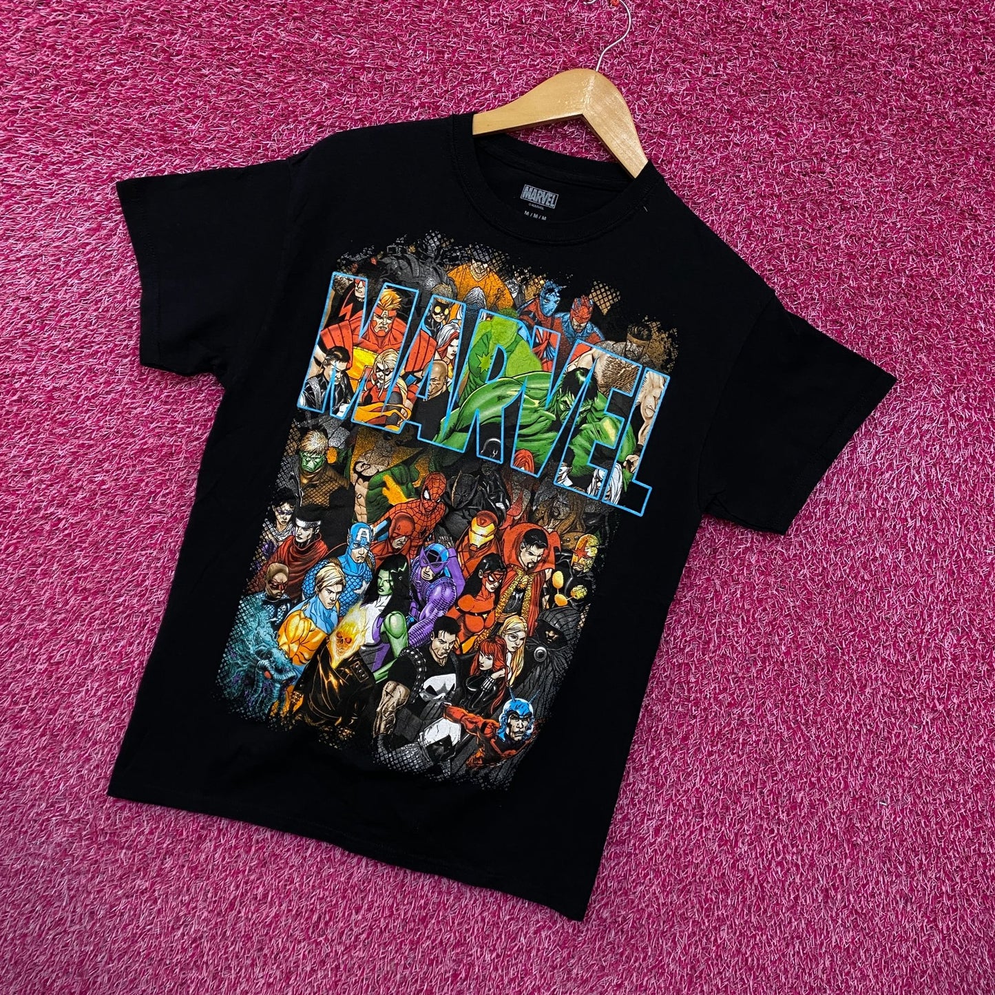 Marvel avengers Tshirt size medium