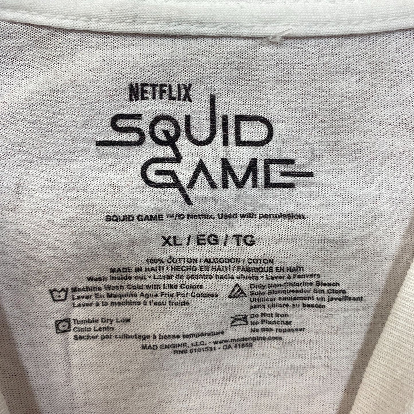 Netflix Squid Game Korean Title T-Shirt XL