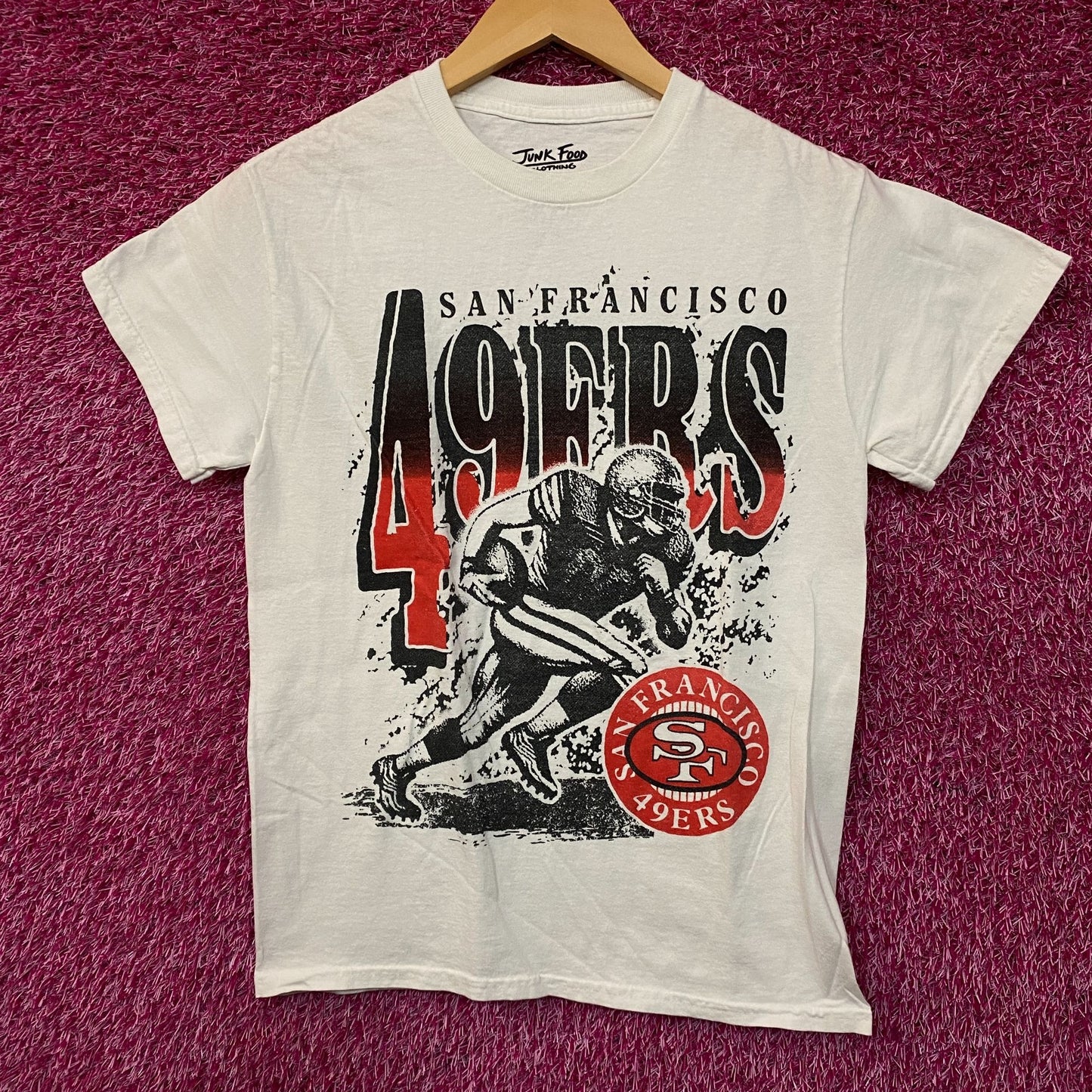 Junk Food Clothing NFL San Francisco 49ers Rushing Flea Market T-Shirt XS