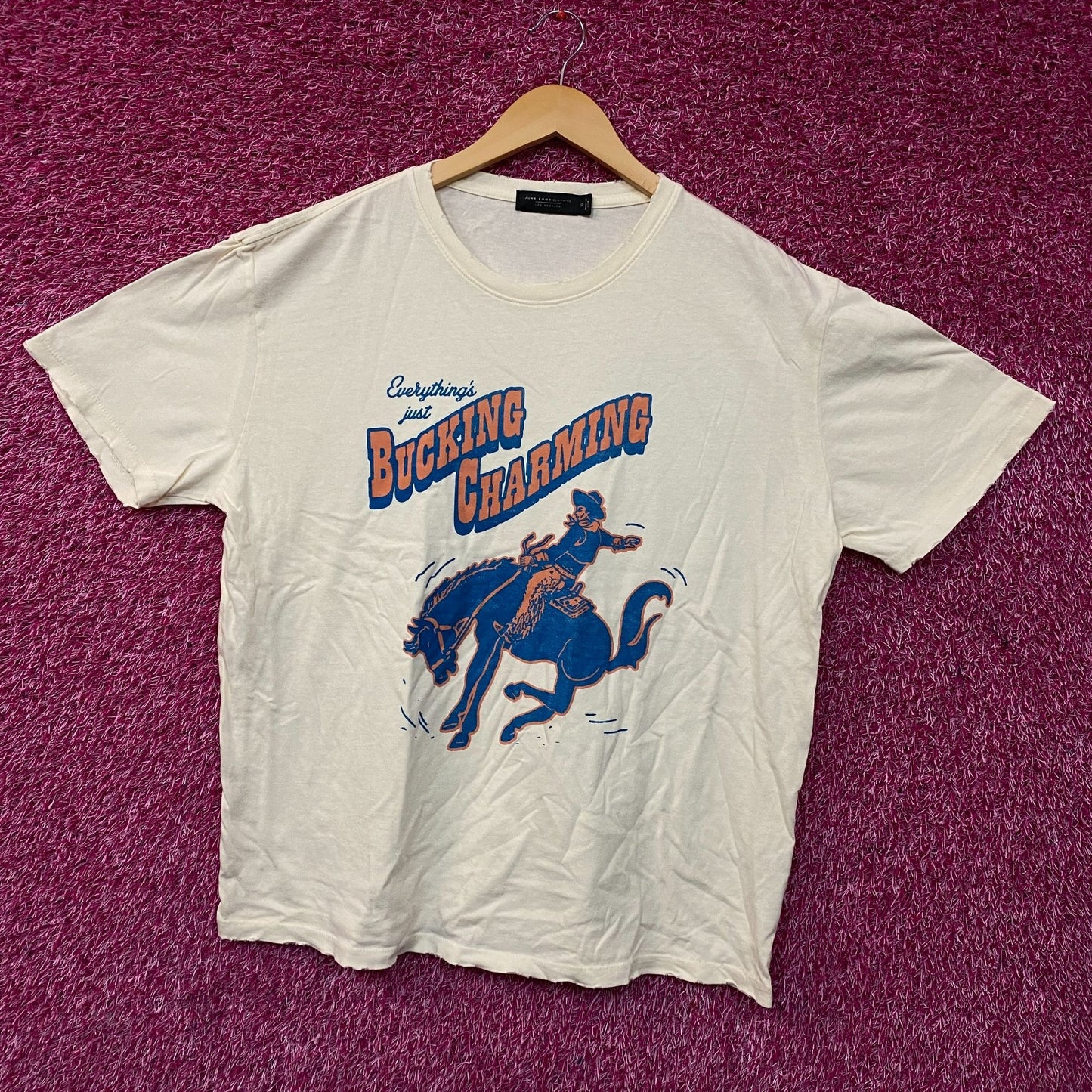 Junk Food Clothing Bucking Charming Vintage Style T-Shirt XL