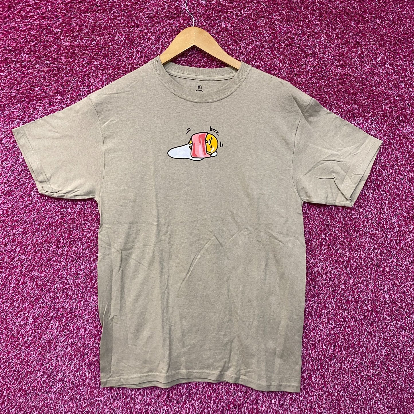 Gudetama The Lazy Egg Brrr with Bacon Blankie Sanrio Tee M
