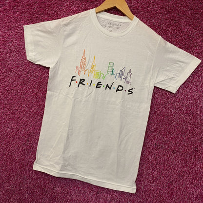 Friends New York City Skyline Graphic T-Shirt Small