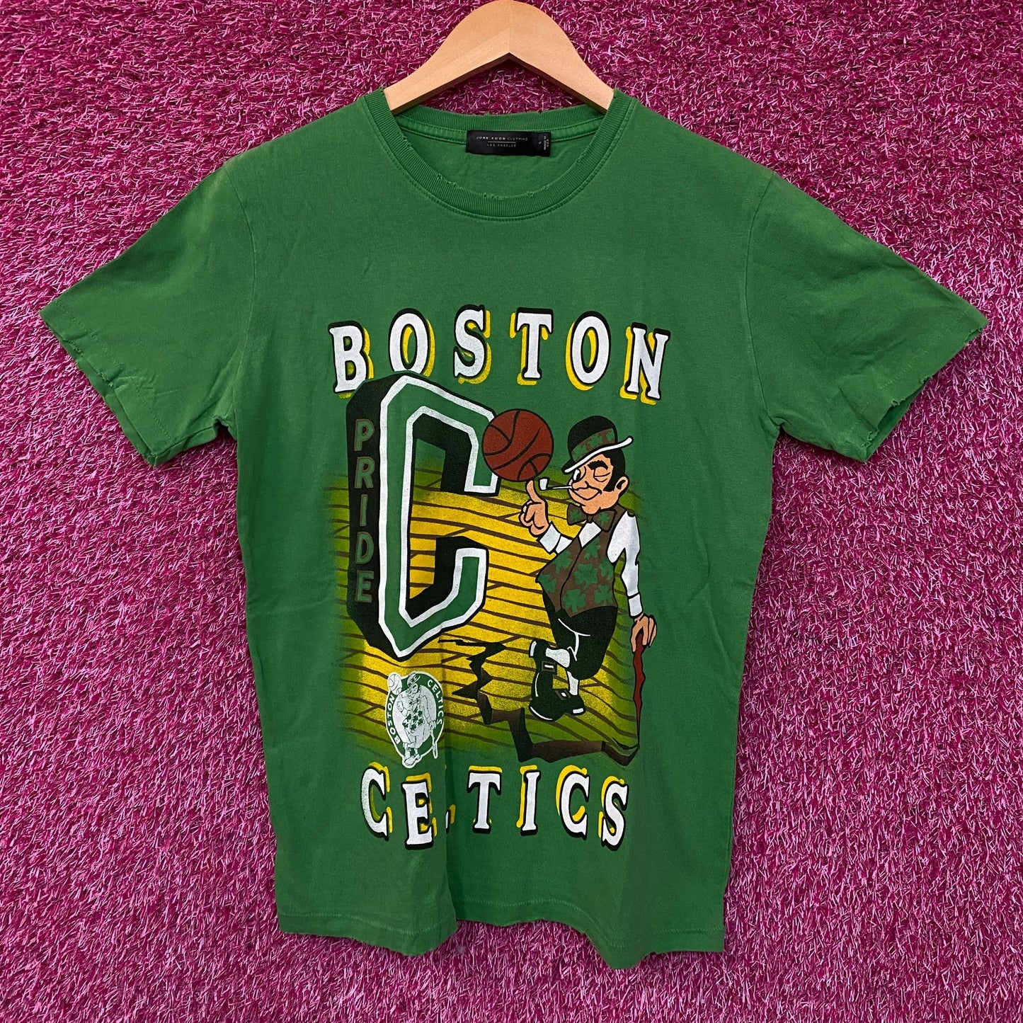 Junk Food Vintage Style Boston Celtics Pride Women's T-Shirt Small