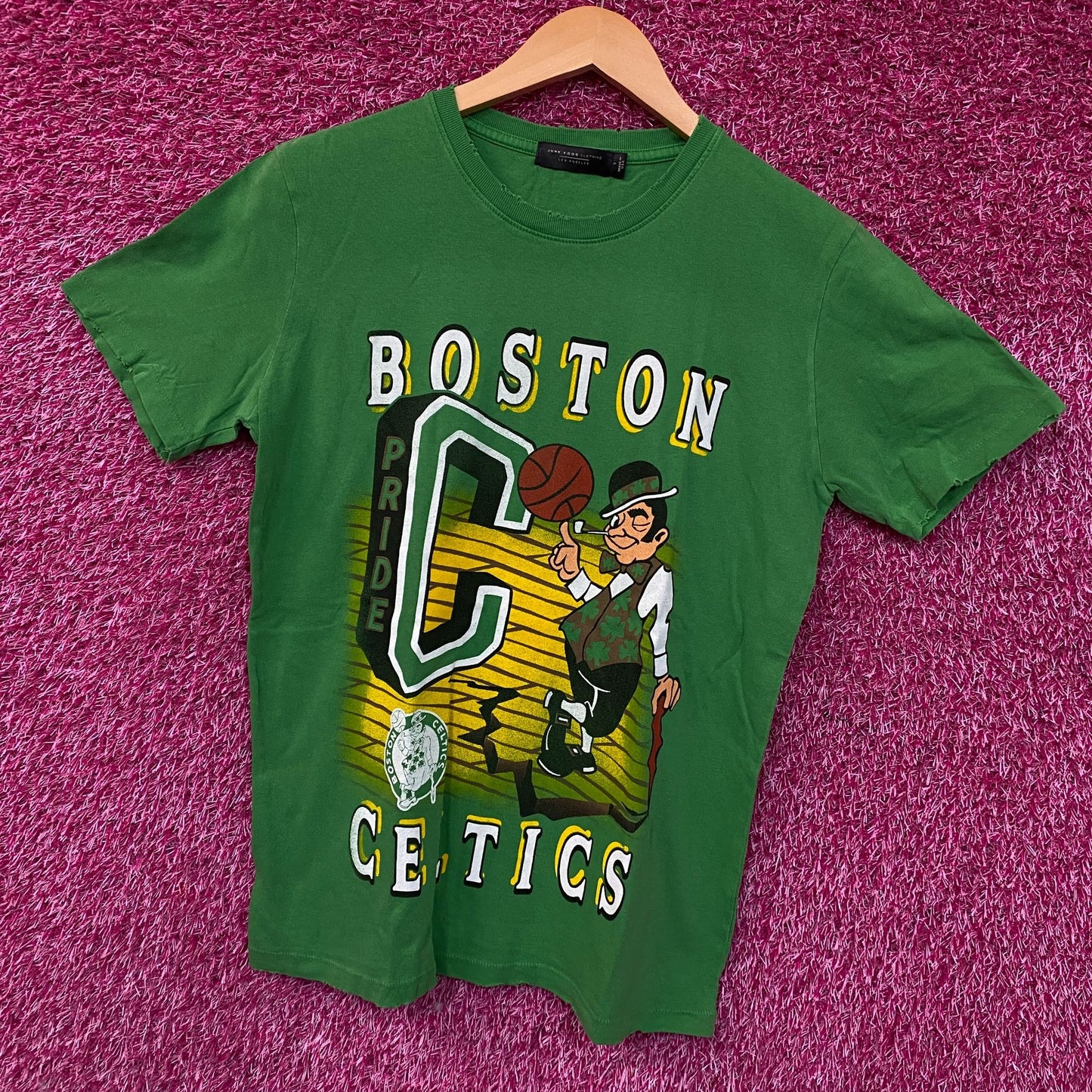 Junk Food Vintage Style Boston Celtics Pride Women's T-Shirt Small