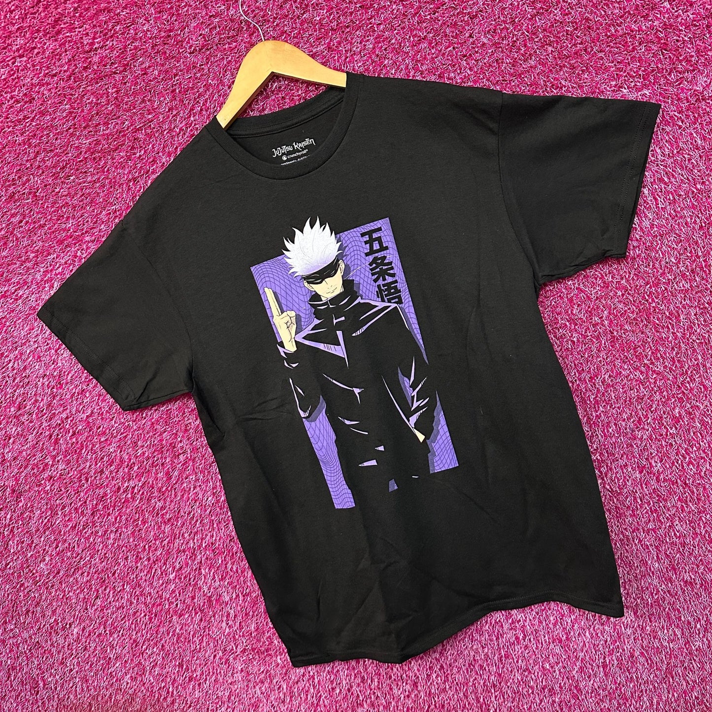 Satoru Gojo JuJuTsu Kaisen Anime Crunchyroll Series Tee L