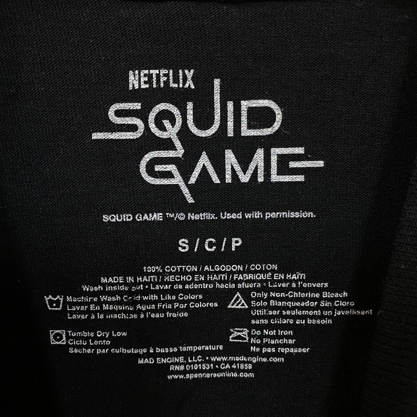 Squid Game Red Light Green Light Netflix Show T-Shirt Small