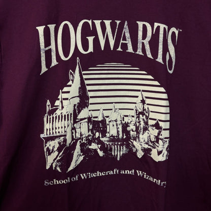 Hogwarts School of Witchcraft and Wizardry Tshirt size XL