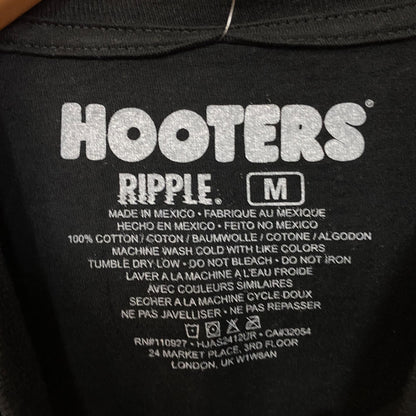 Hooters "Where Angels Get Their Wings!" Graphic T-Shirt Medium