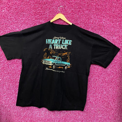 Lainey Wilson Heart Like a Truck Graphic T-Shirt XL