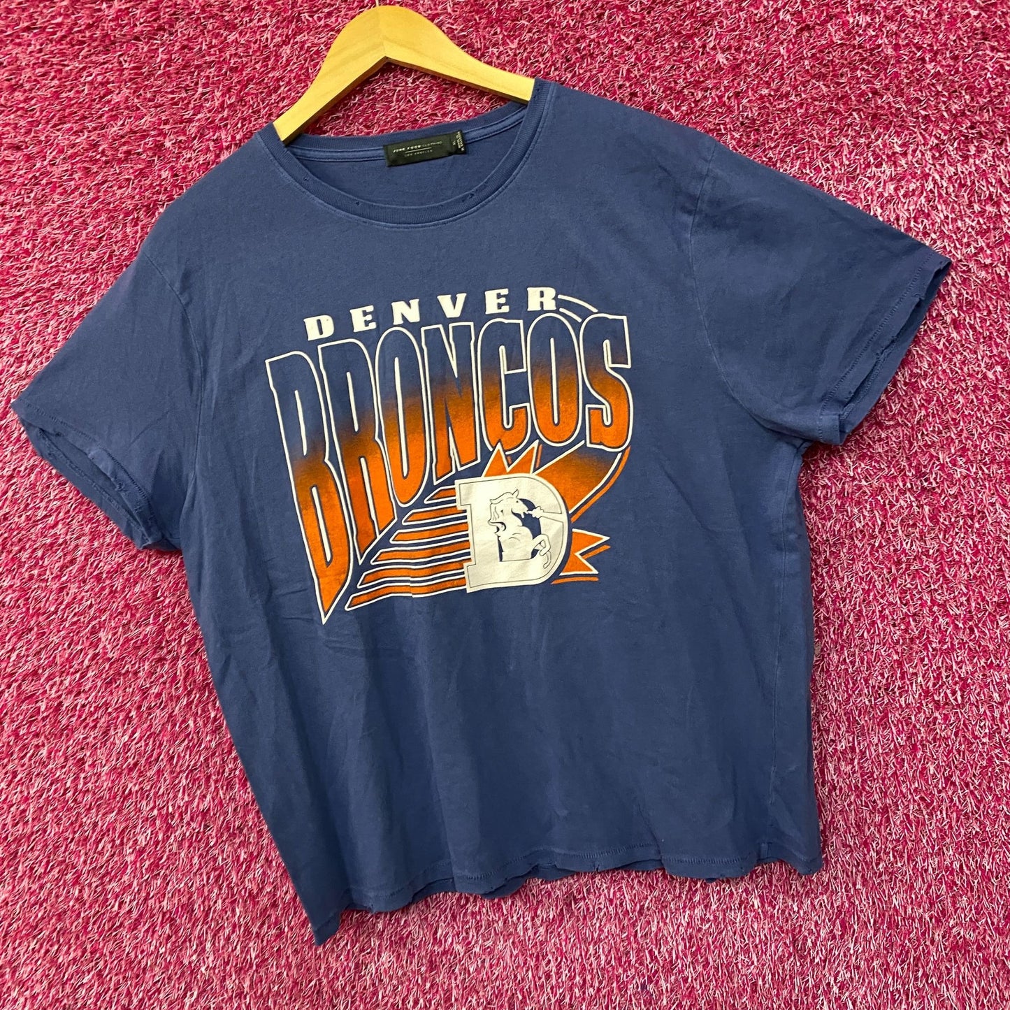 Junk Food Clothing NFL Denver Broncos Chrome Retro Style T-Shirt XL