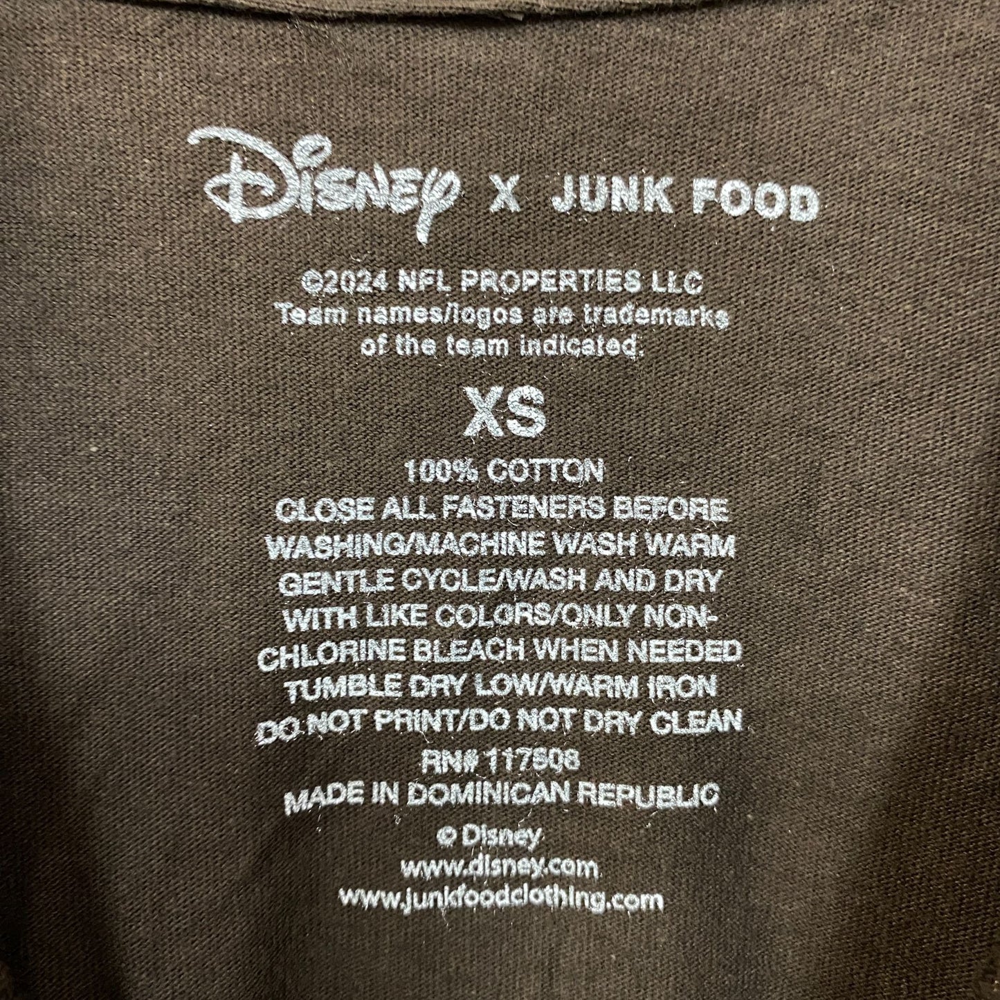 Junk Food x NFL Disney Mickey Mouse Kick Back Browns Cleveland Brown Shirt XS