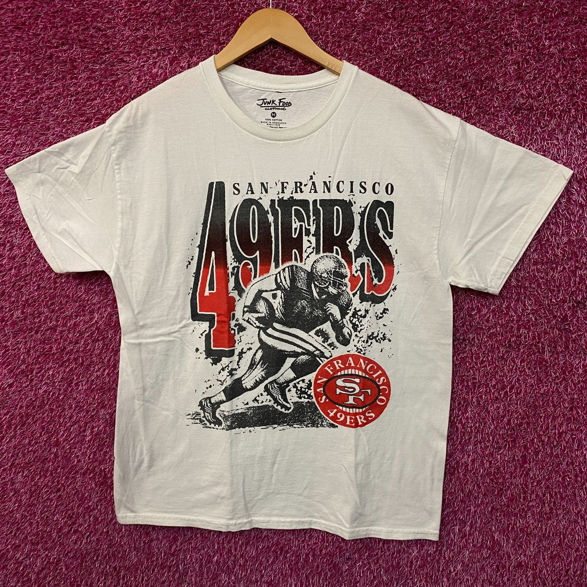 Junk Food Clothing NFL San Francisco 49ers Rushing Flea Market T-Shirt Medium