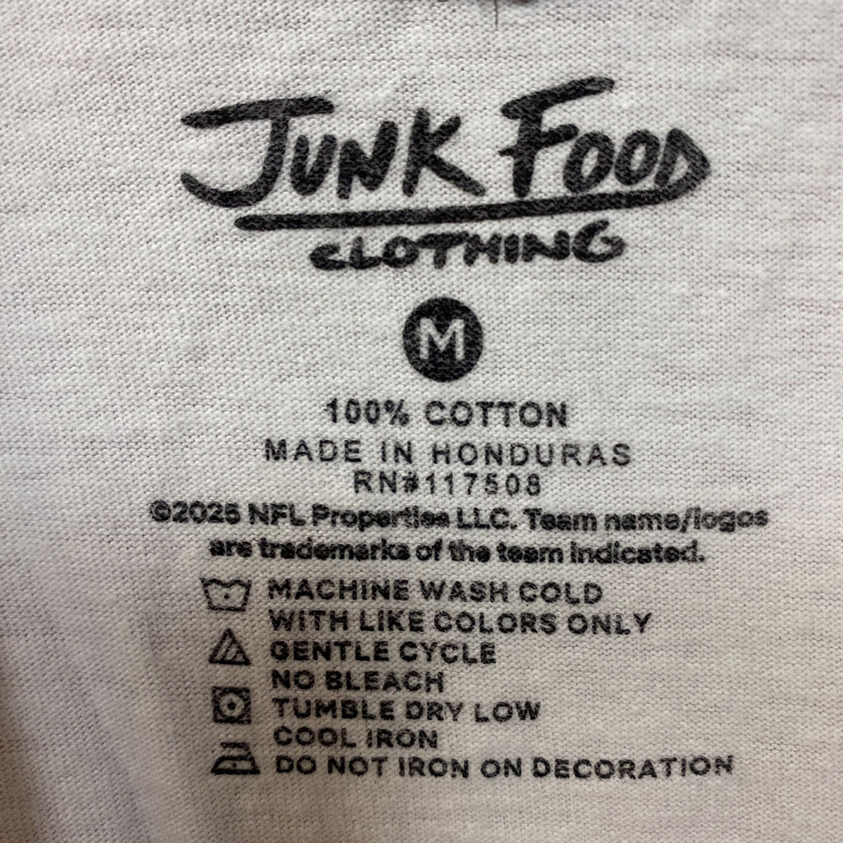 Junk Food Clothing NFL San Francisco 49ers Rushing Flea Market T-Shirt Medium