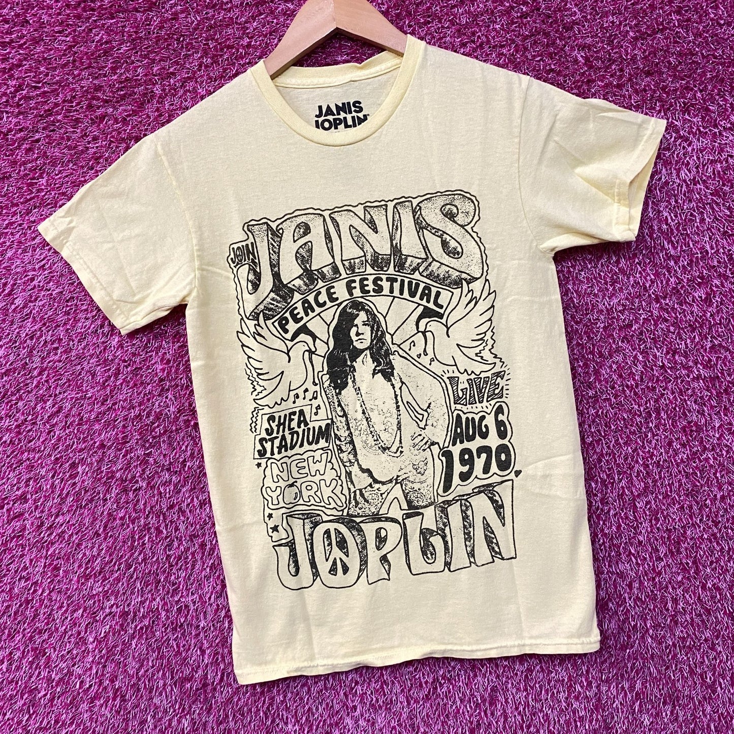 Janis Joplin Peace Festival Shea Stadium '70 T-Shirt Extra Small
