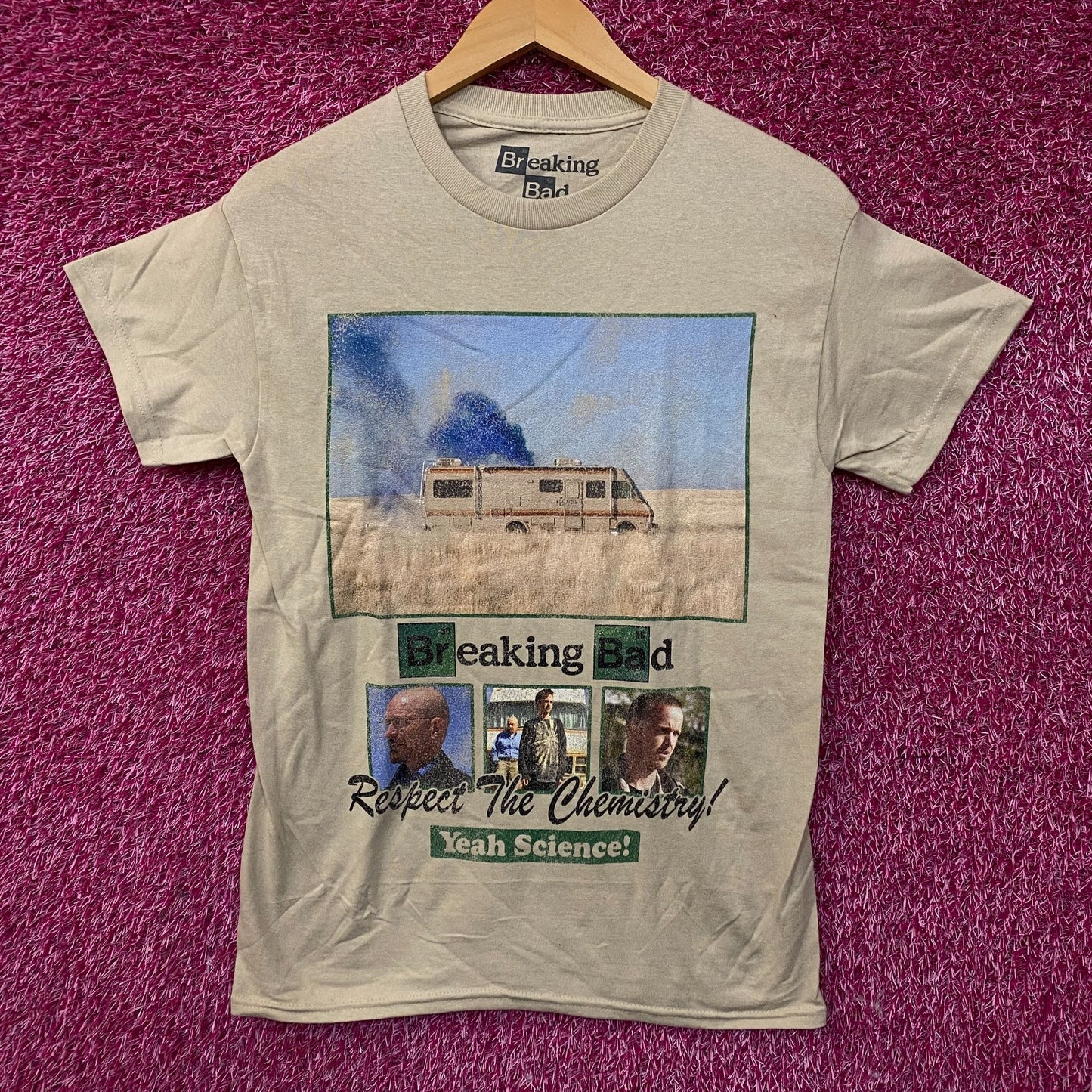 Breaking Bad Respect The Chemistry Yeah Science Graphic T-Shirt Small