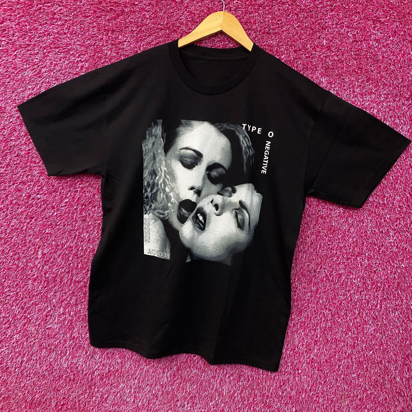 Type O Negative Bloody Kisses T-Shirt Large