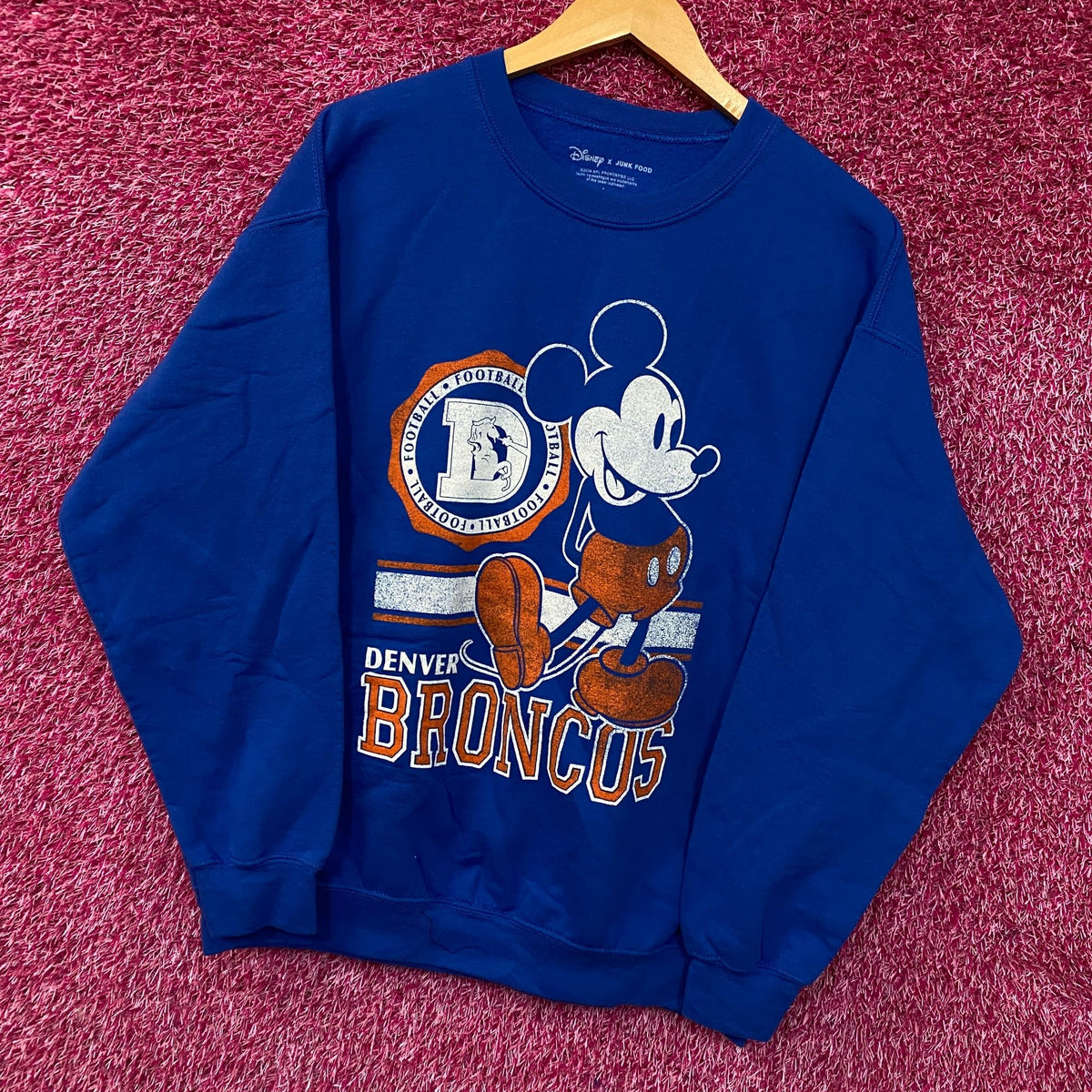 Junk Food X Disney Denver Broncos Crewneck sweater size Large