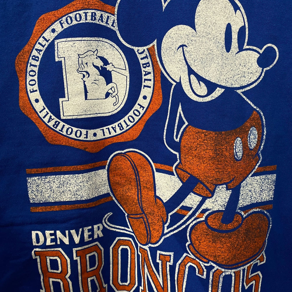 Junk Food X Disney Denver Broncos Crewneck sweater size Large