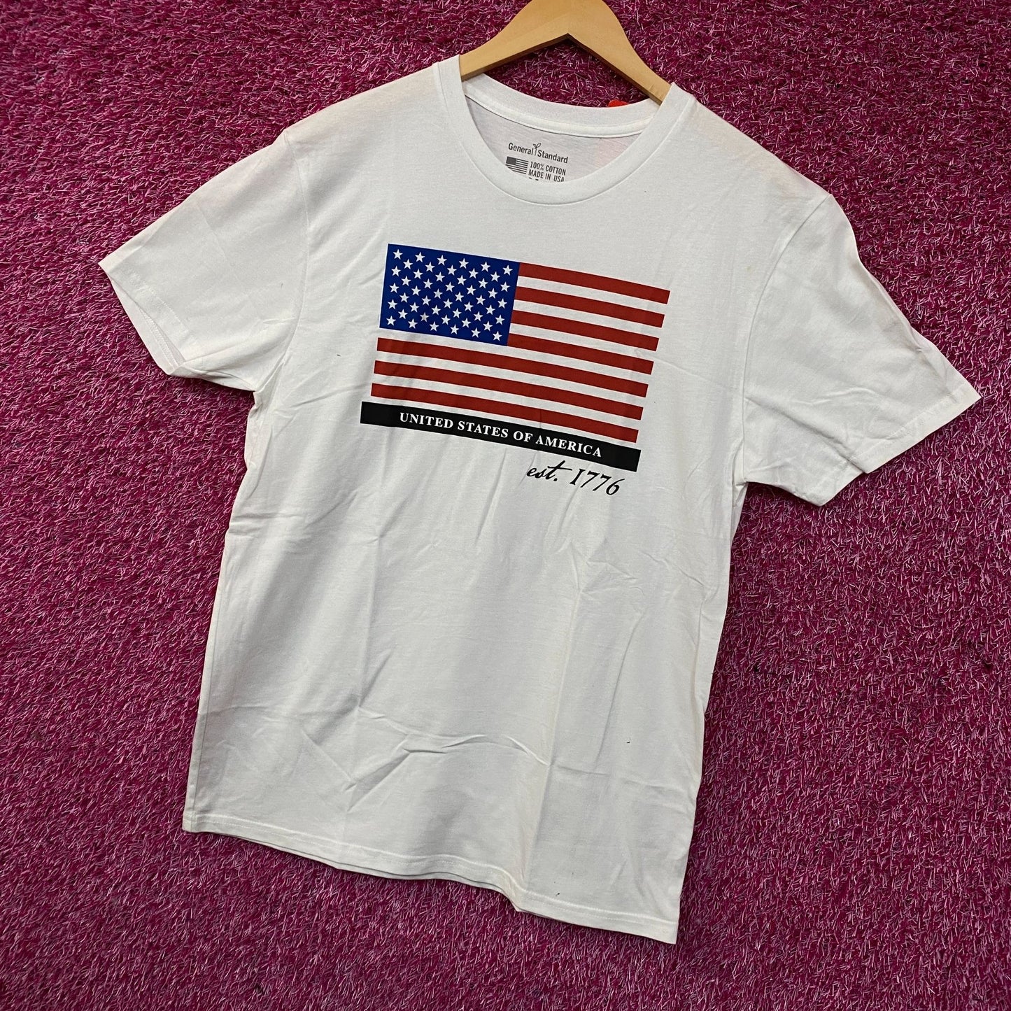General Standard Patriotic Men's Flag Est. 1776 USA America White T-Shirt Medium