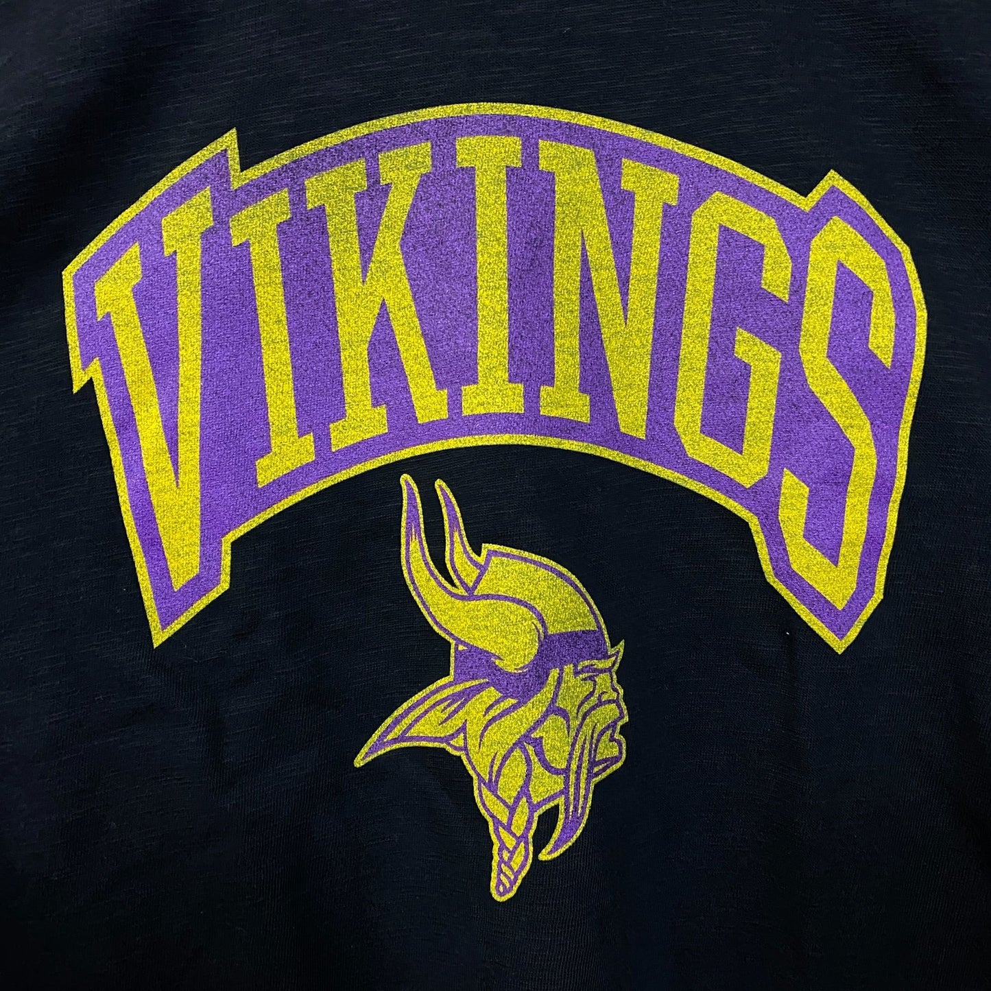 Junk Food Clothing Minnesota Vikings Women's Mock Neck Crop Tee 2XL