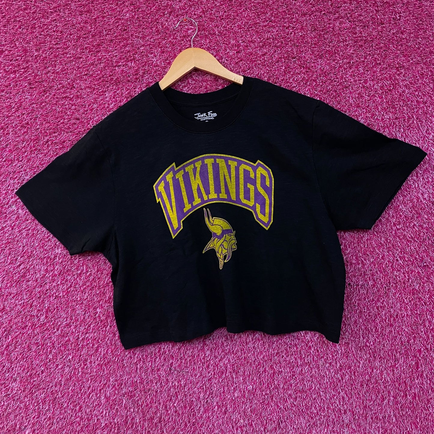 Junk Food Clothing Minnesota Vikings Women's Mock Neck Crop Tee 2XL