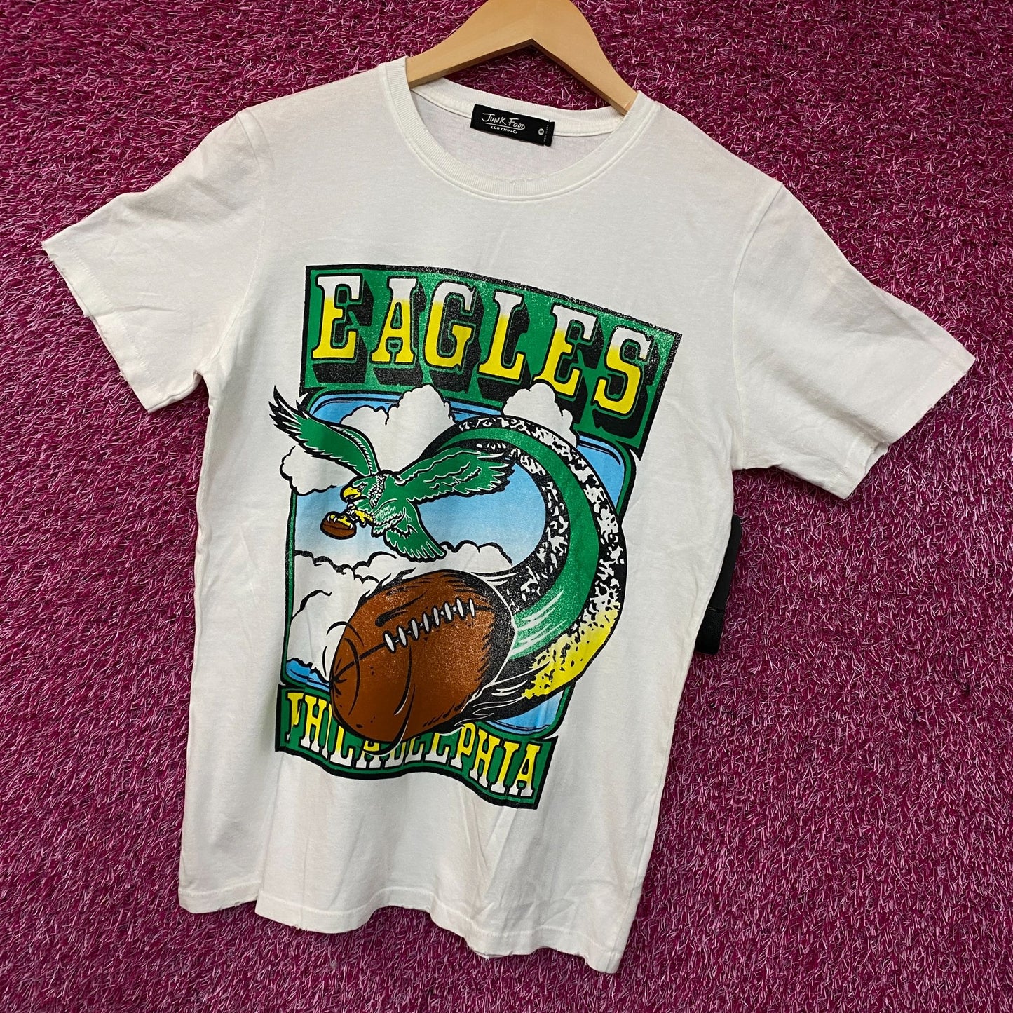 Junk Food Clothing Philadelphia Eagles Sky Vintage Style Graphic Tee Small