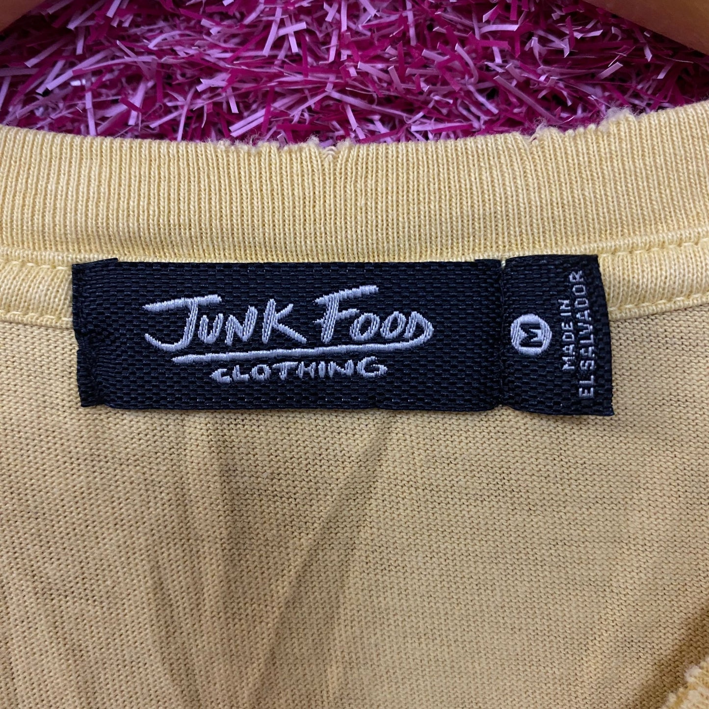 Junk Food Earl's Garage Vintage Style Graphic Women's T-Shirt Medium
