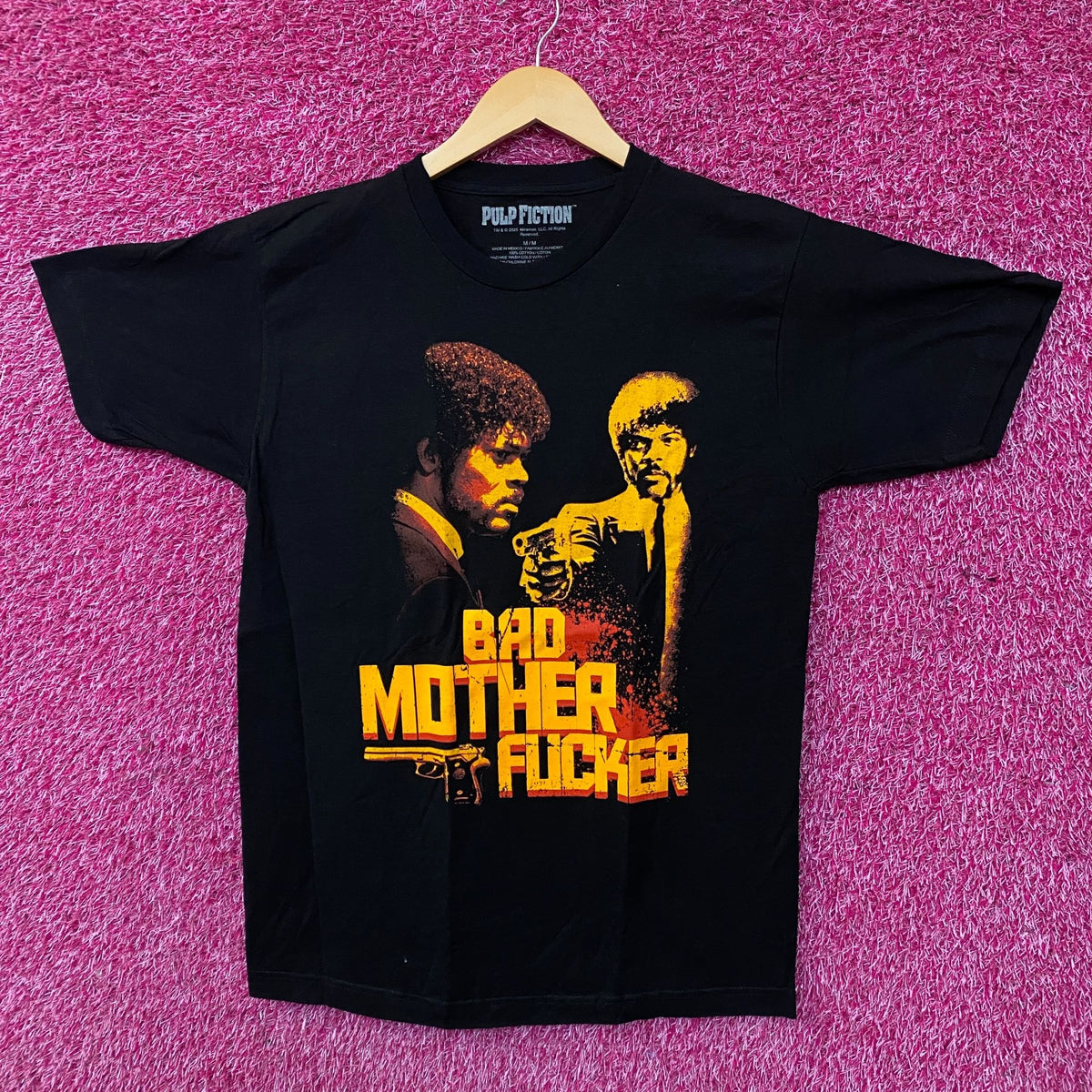Pulp Fiction "Bad Mother Fucker" Graphic T-Shirt Medium