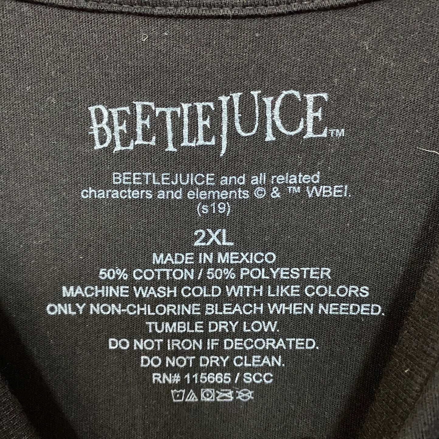 Hybrid Apparel Beetlejuice Sandworms from Saturn Distressed T-Shirt 2XL
