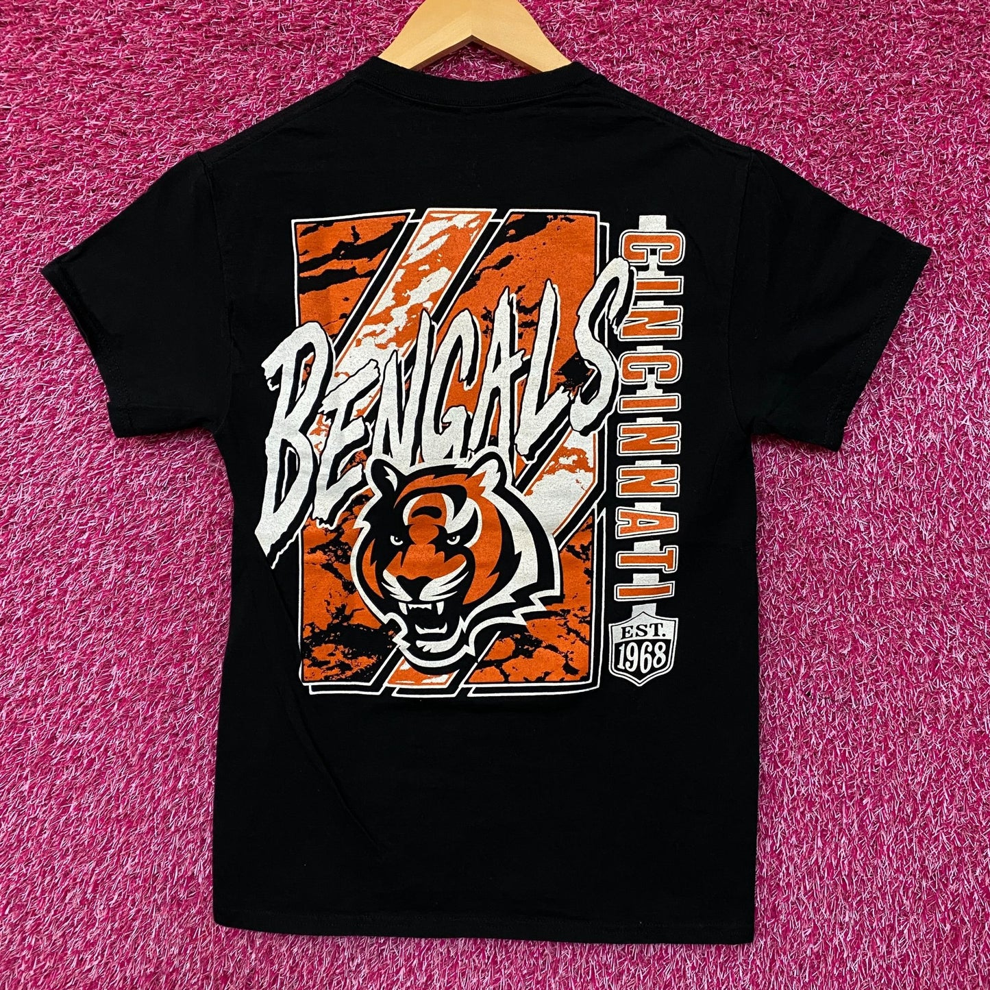 Junk Food Clothing NFL Cincinnati Bengals Shift T-Shirt XS