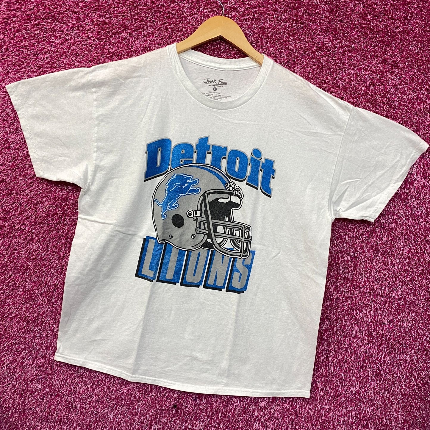 Junk Food Clothing NFL Detroit Lions Throwback Helmet Logo T-Shirt Large