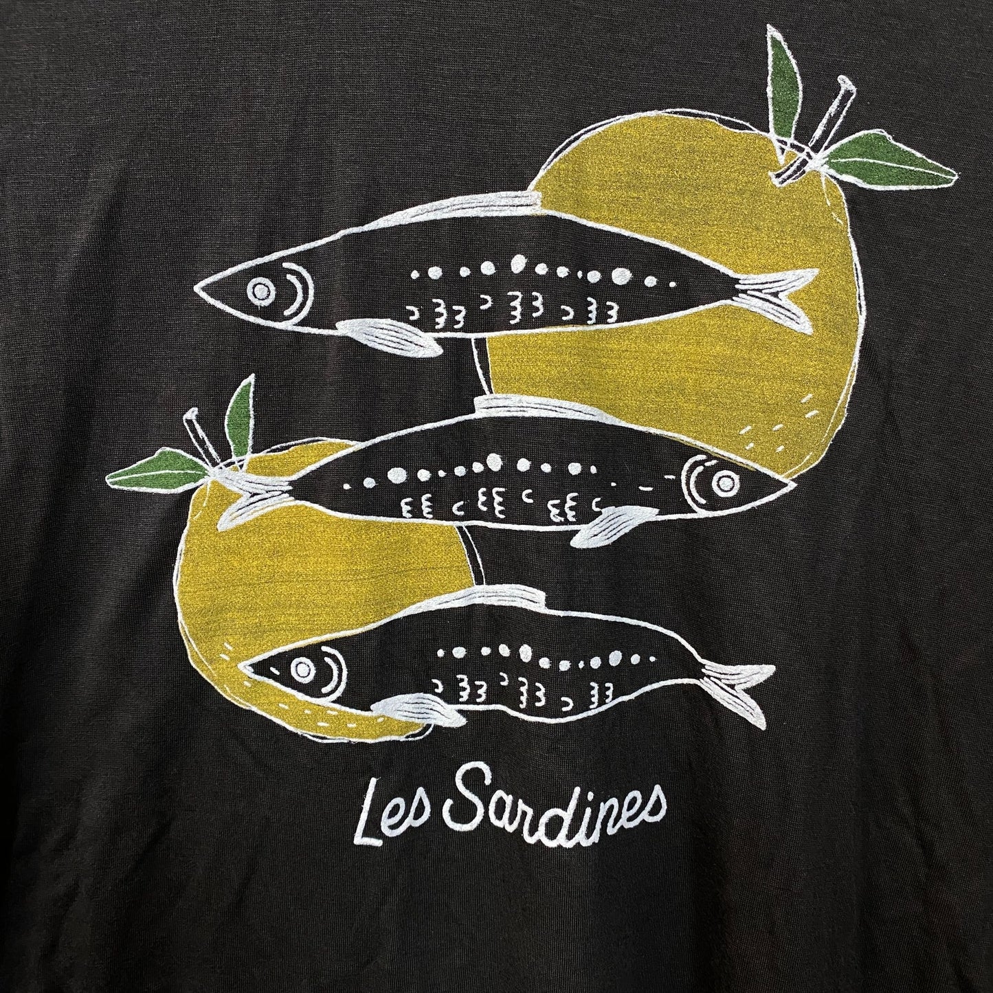 Junk Food Women's Les Sardines Vintage Style Tissue Tee XS