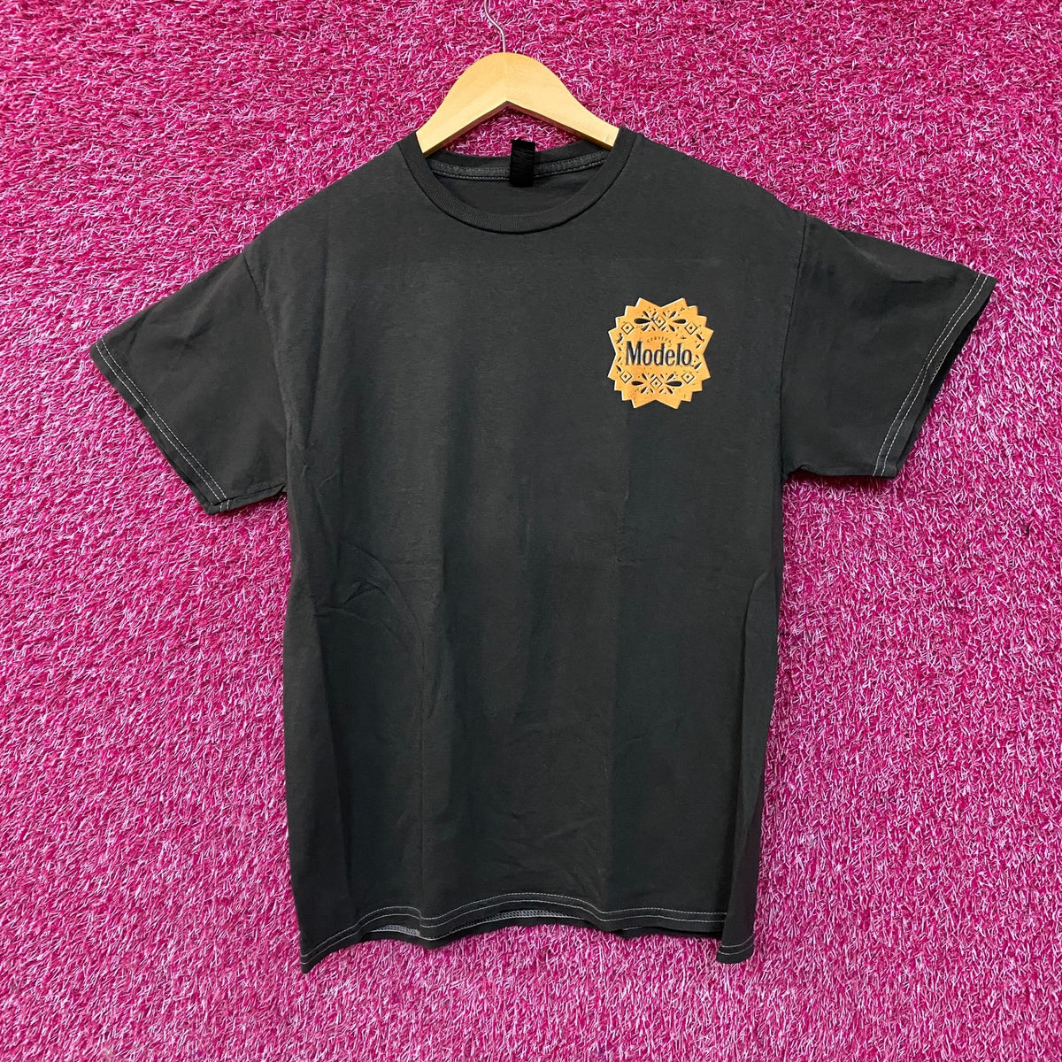 Modelo Dia De Los Muertos Viva La Tradicion Tshirt size medium