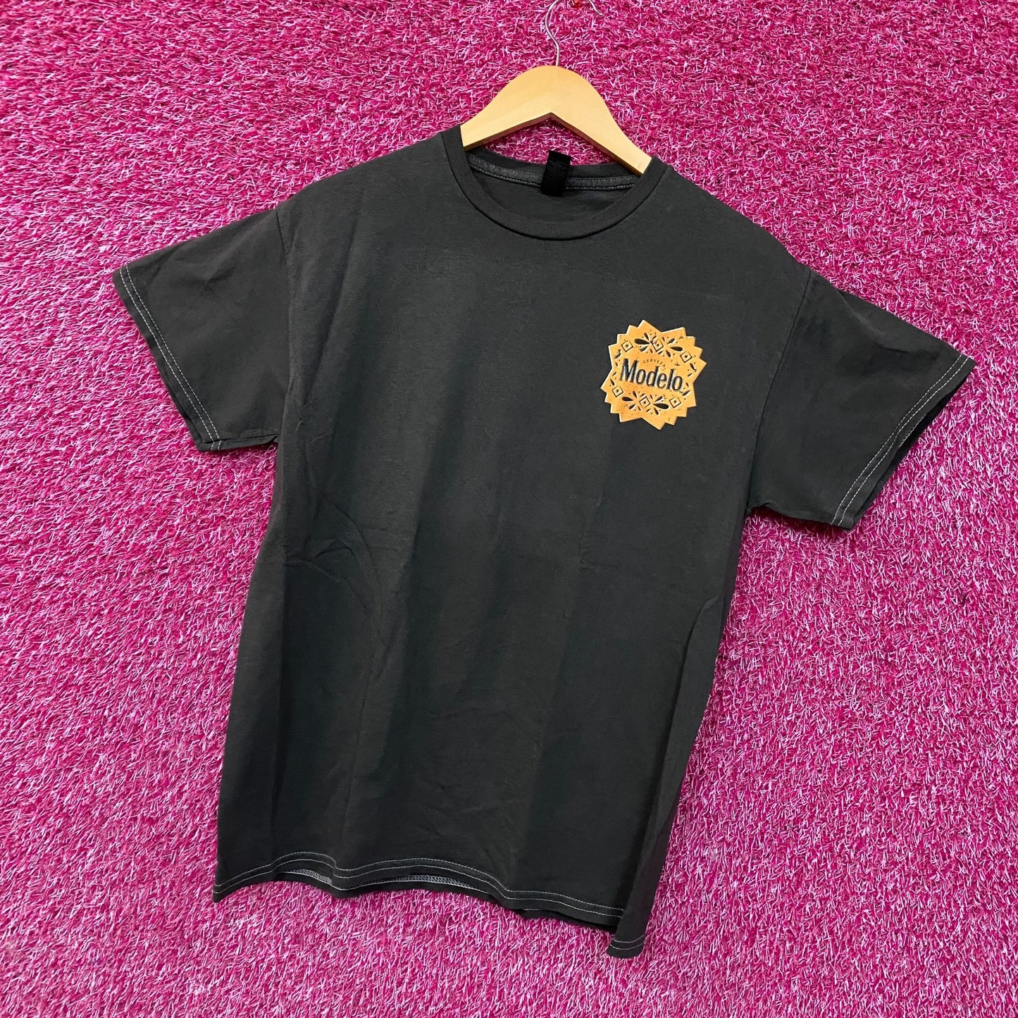 Modelo Dia De Los Muertos Viva La Tradicion Tshirt size medium