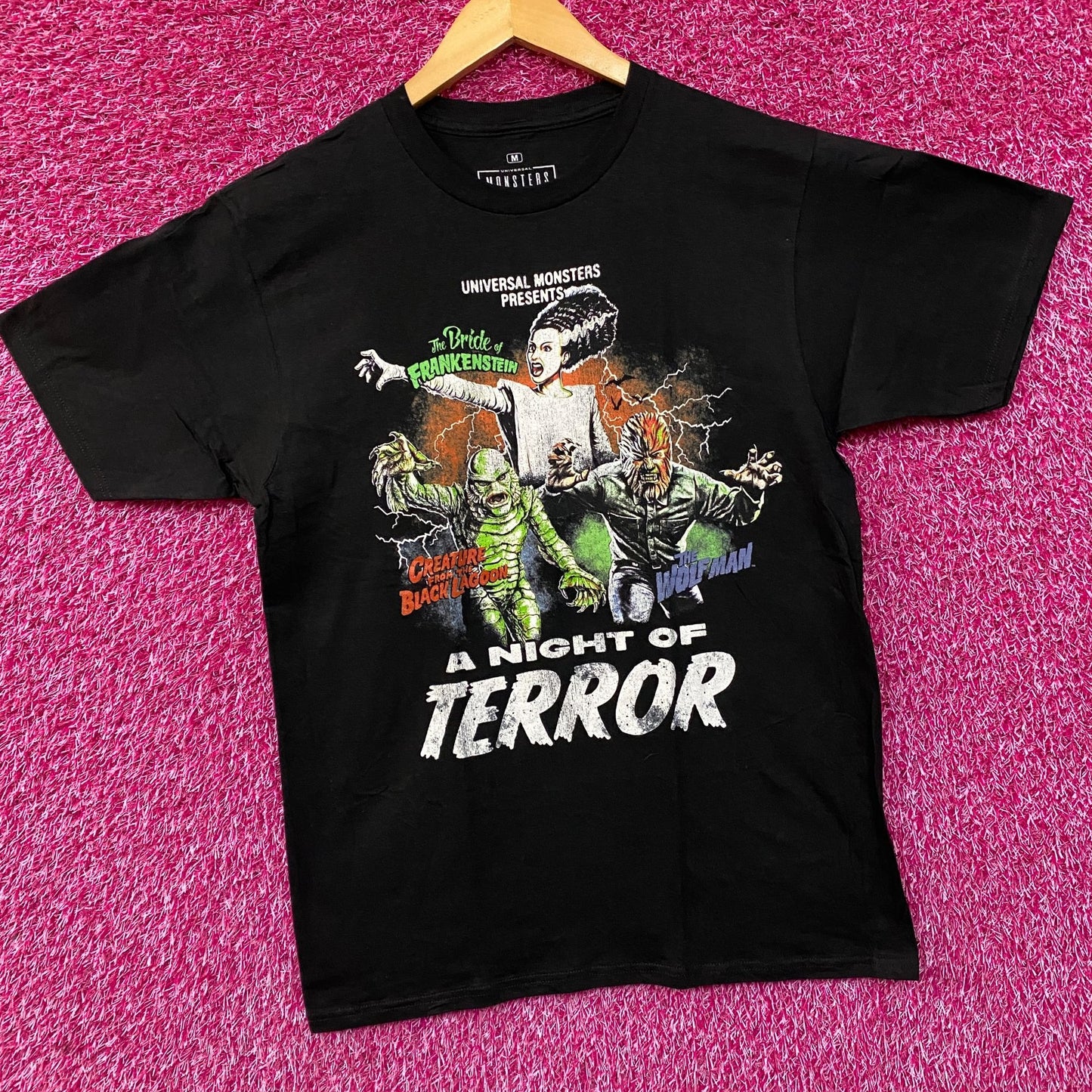Universal Monsters A Night Of Terror T-Shirt Medium
