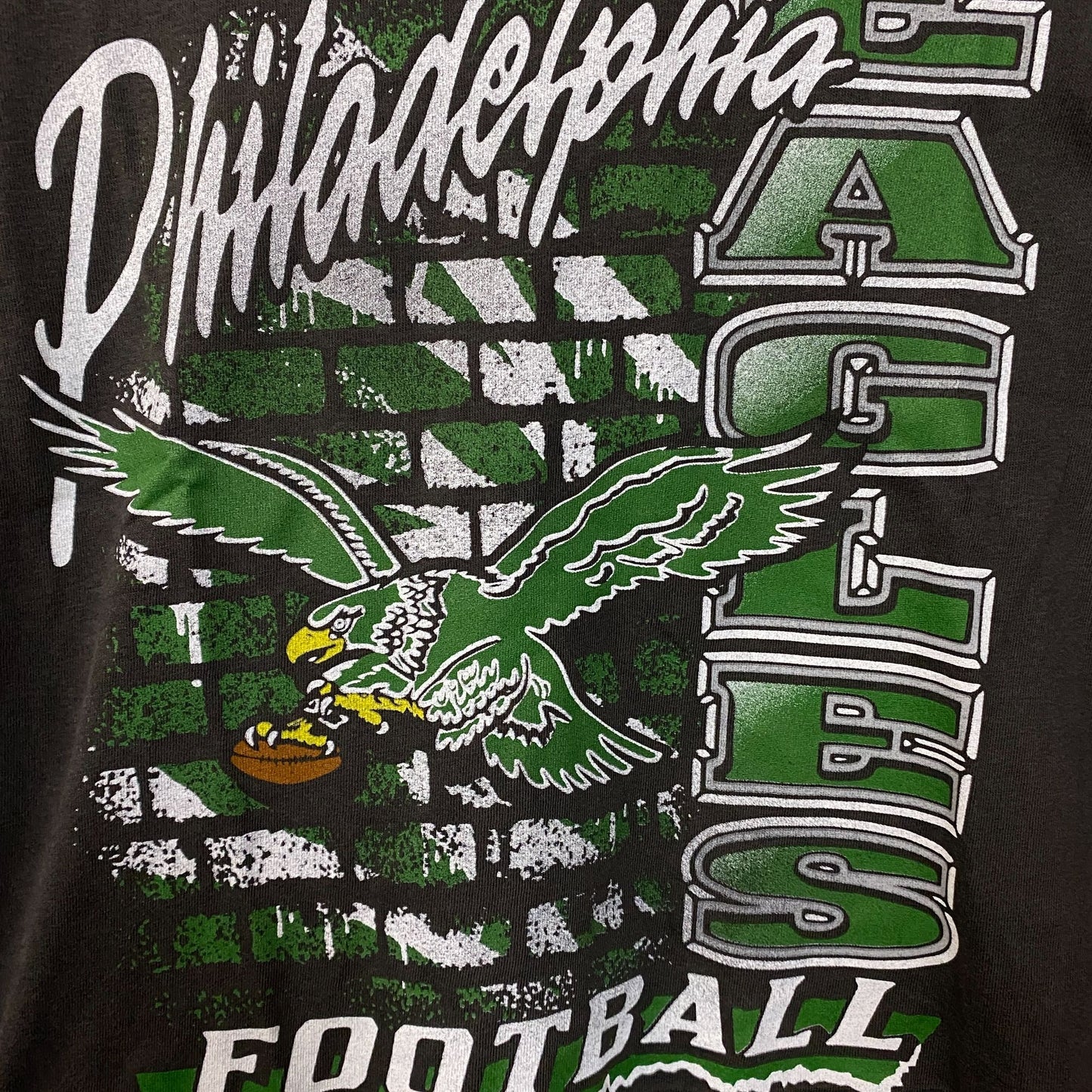 Junk Food Clothing Women's NFL Philadelphia Eagles Brick Vintage Style Tee XS