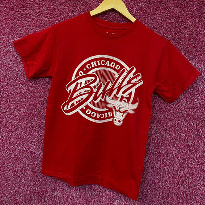Junk Food Clothing NBA Chicago Bulls Crest Vintage Style Tee XS