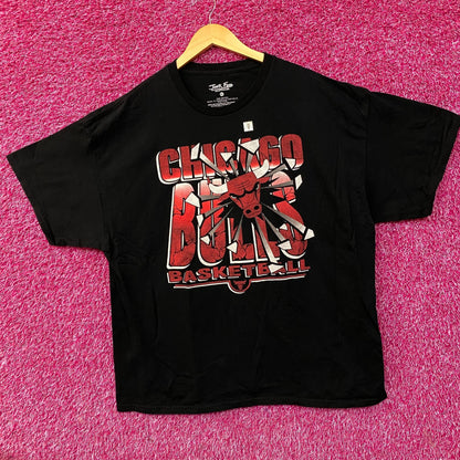 Junk Food Clothing Chicago Bulls Break Through Graphic T-Shirt XL