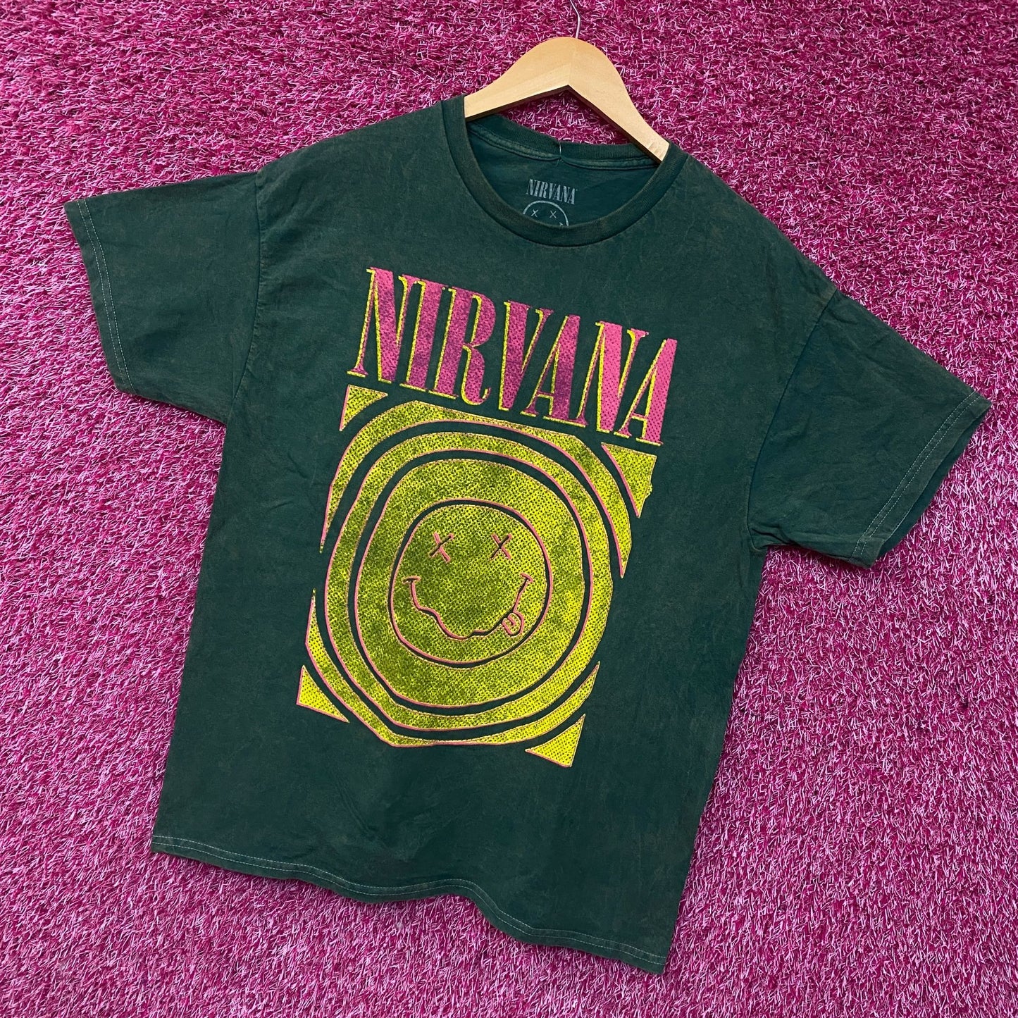 Nirvana Nevermind Album Dead Smiley Face Logo T-Shirt Large