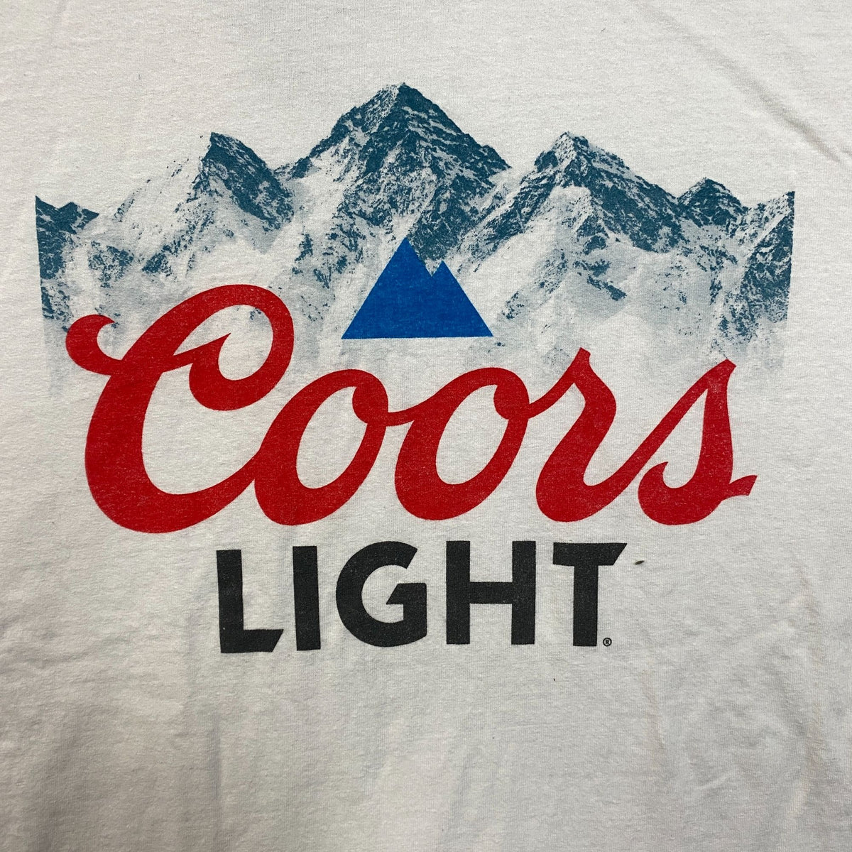 Coors Light Mountain Range Tshirt size XL