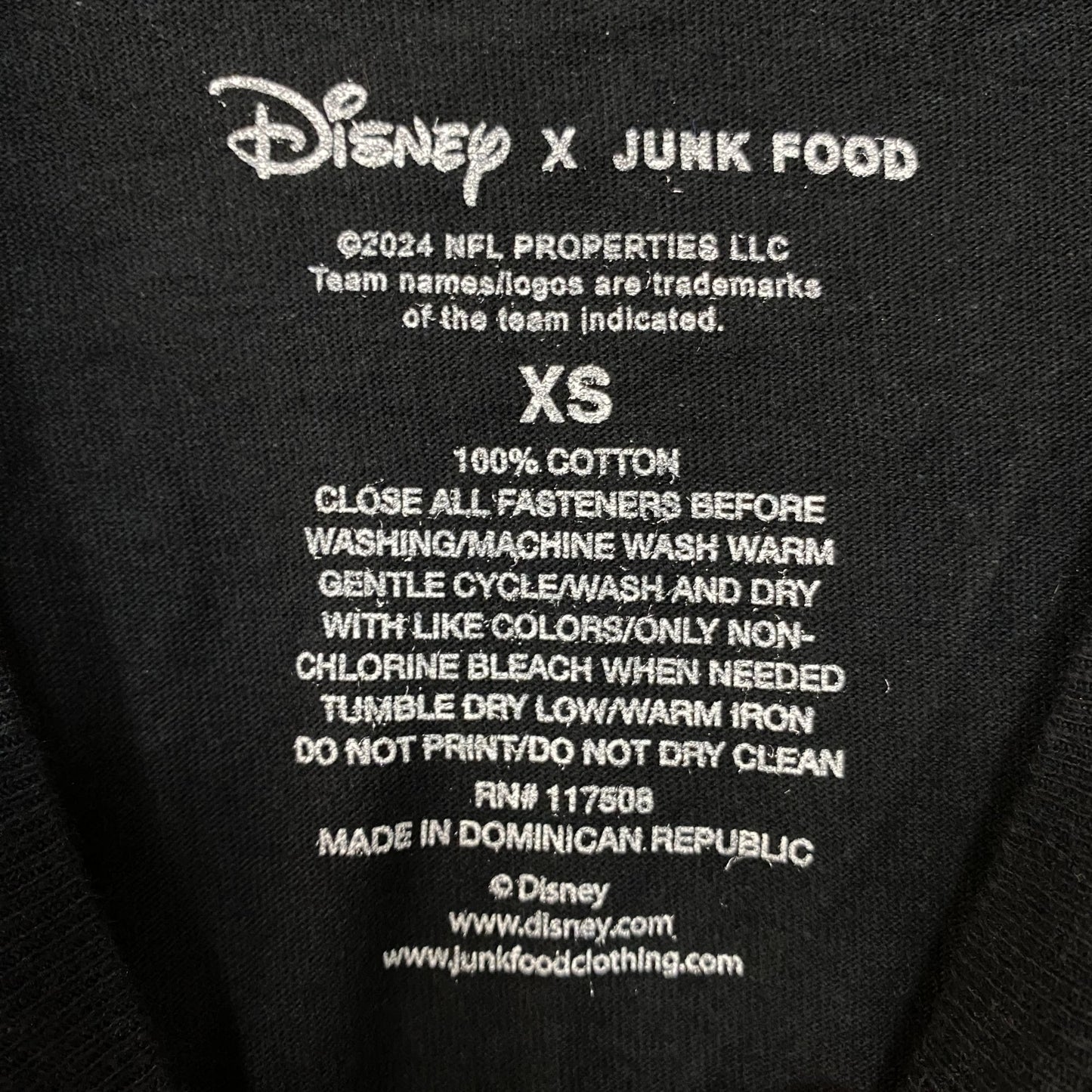 Disney x Junk Food NFL Miami Dolphins Mickey Mouse Kick Back T-Shirt XS