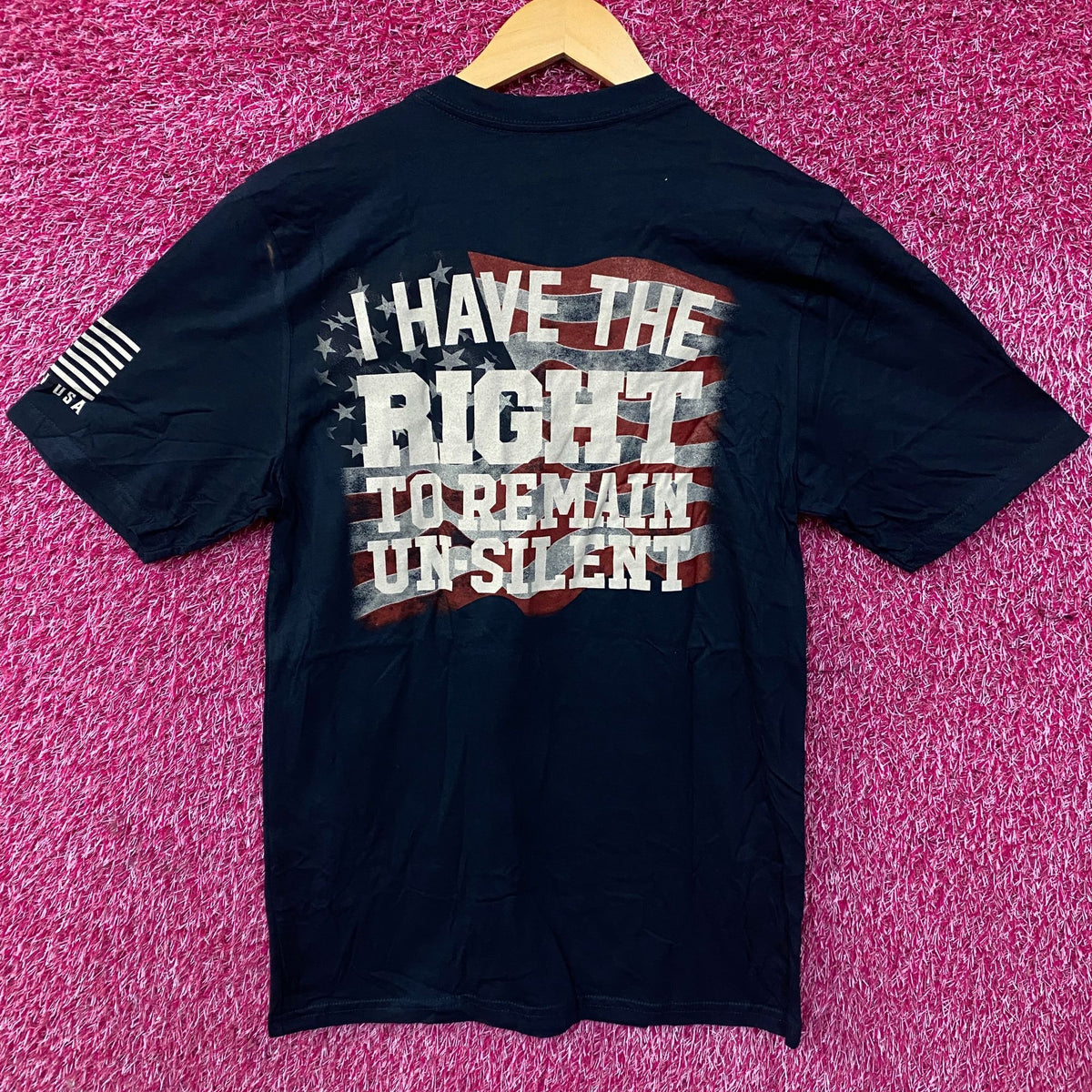 Bass Pro Shops Right To Remain Un-Silent Graphic T-Shirt Small