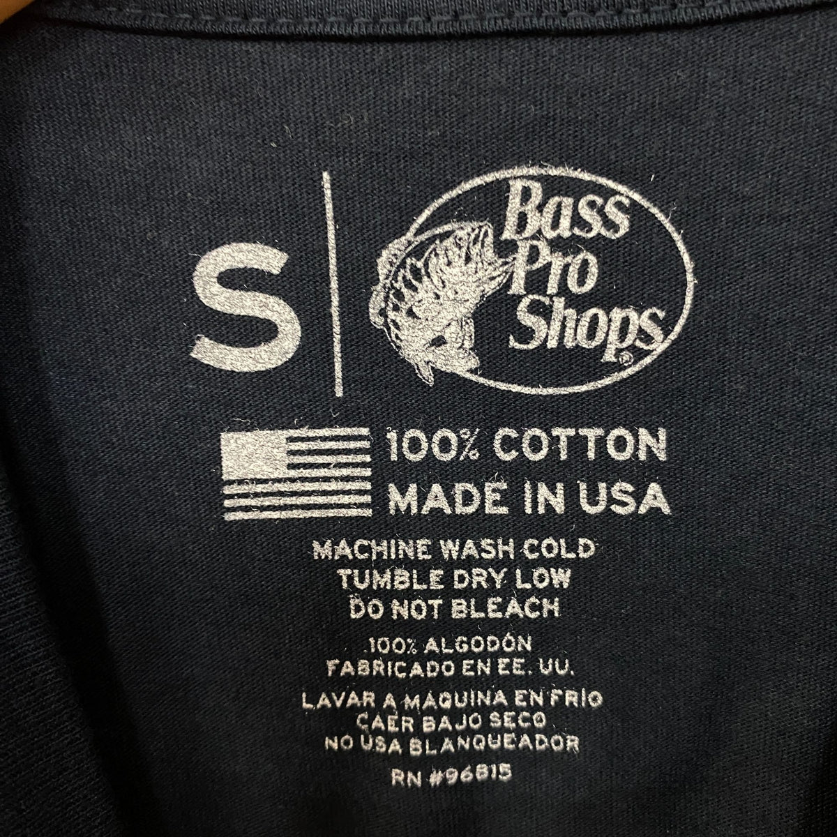 Bass Pro Shops Right To Remain Un-Silent Graphic T-Shirt Small