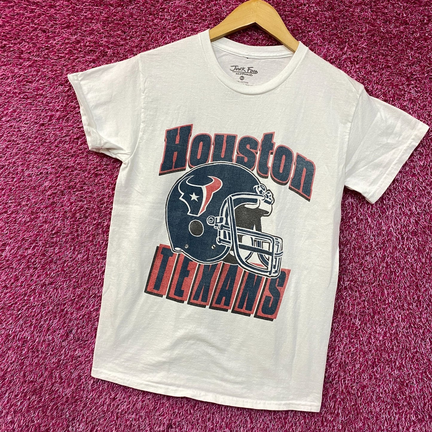 Junk Food Clothing NFL Houston Texans Throwback Helmet Logo T-Shirt XS